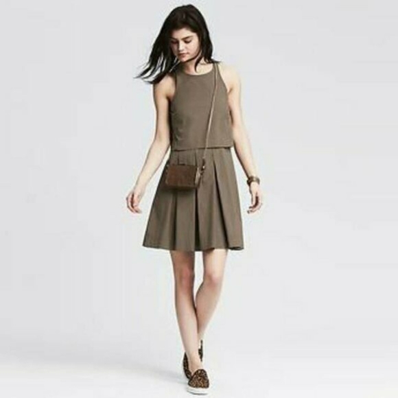 Banana Republic Layered Poplin Fit And Flare Dress - Picture 2 of 6